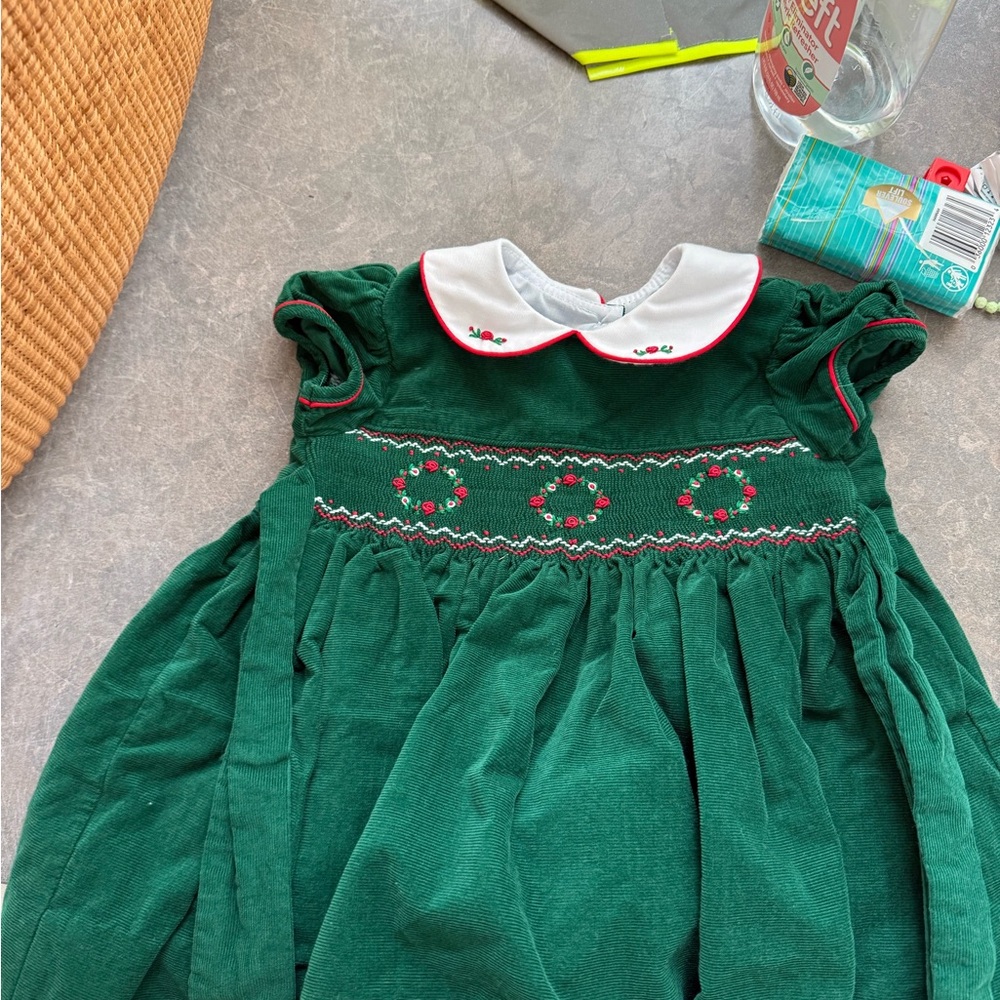 Anavini Green Dress with Embroidered Details